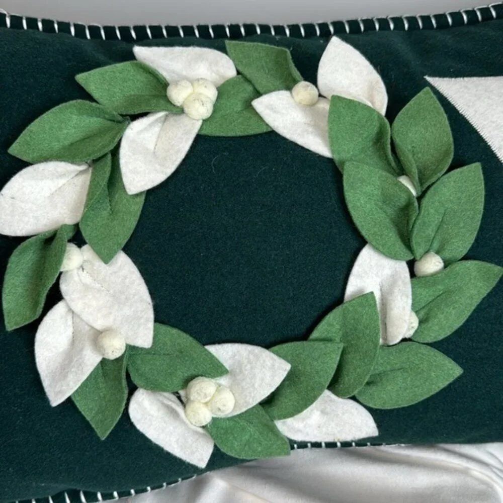The Farmhouse by Rachel Ashwell Joy Pillow & Insert